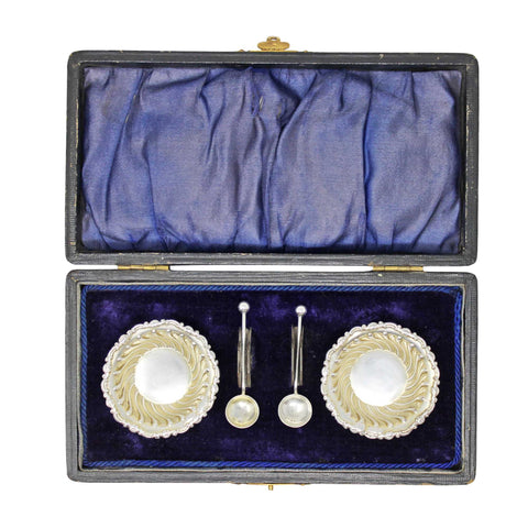 1904 Antique Edwardian Era Set 2 Sterling Silver Salt Cellars and 2 Spoons with original Case Maker Mark William Devenport Birmingham Hallmarks