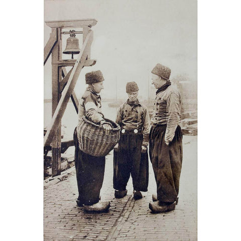 1914 North Holland, Netherlands Volendam Fishermen Volendammer visschers Postcard