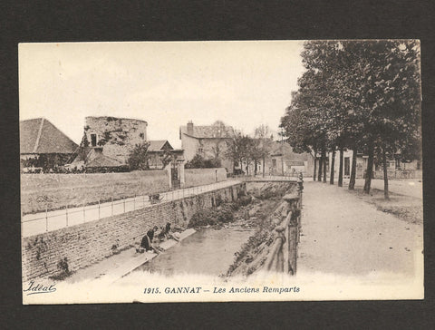 France Gannat Les Anciens Remparts Vintage Postcard