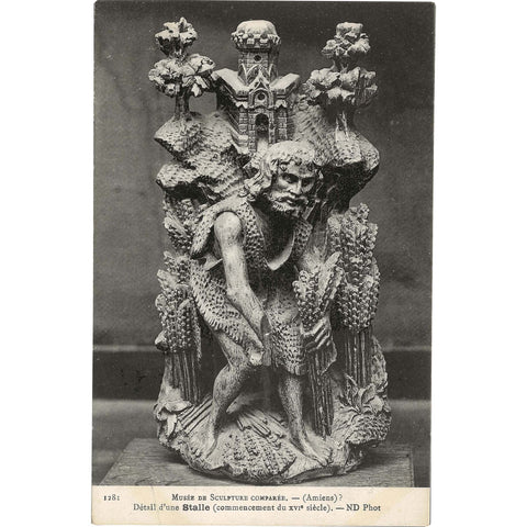 France Musée de la sculpture comparée détail d'une Stalle Vintage Postcard