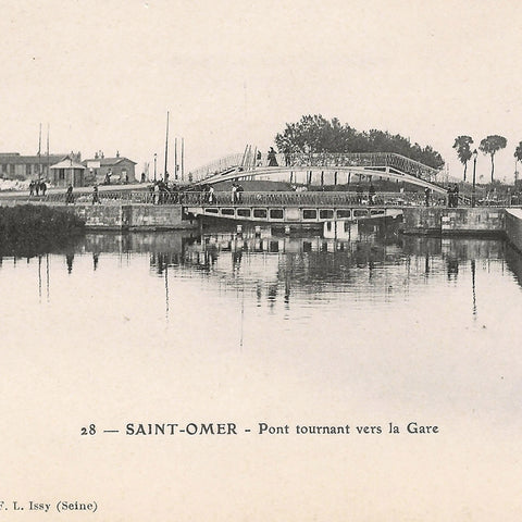 Saint-Omer France Vintage Postcard Pont tournant la Gare