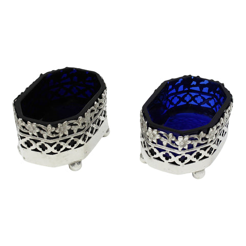 1900 - 1901 Antique Victorian Era Pair Sterling Silver Salt Cellars with pierced sides Silversmith William Vale & Sons Birmingham Hallmarks