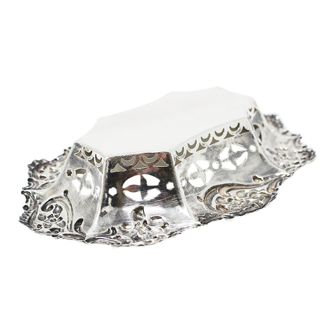 1902 Antique Edwardian Era Pierced Dish Silversmith C T Burrows & Sons (Charles Turman Burrows) Birmingham Hallmarksrdian Era Pierced Dish Silversmith C T Burrows & Sons (Charles Turman Burrows) Birmingham Hallmarks