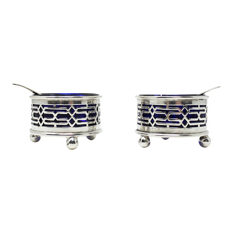 1904 Antique Edwardian Era Pair Sterling Silver Salt Cellars Silversmith Haseler Brothers (Edward John Haseler & Noble Haseler) Chester Hallmarks