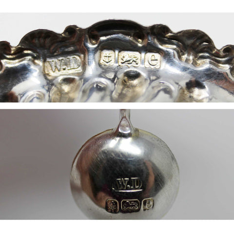 1904 Antique Edwardian Era Set 2 Sterling Silver Salt Cellars and 2 Spoons with original Case Maker Mark William Devenport Birmingham Hallmarks