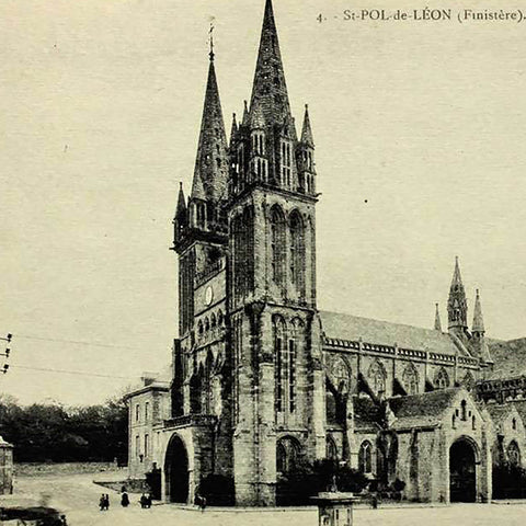 1910s France Saint - Pol - de - Léon Cathedral Postcard