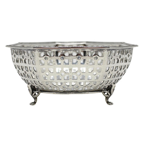 1915 Antique George V Era Pierced Bonbon Dish Silversmith Synyer & Beddoes (Harry Synyer and Charles Joseph Beddoes) Chester Hallmarks