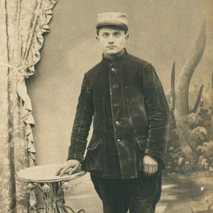 Descriptive image text