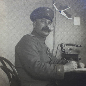 Descriptive image text