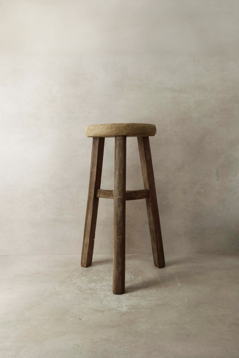 Rustikaler Vintage-Hocker aus Ulmenholz – Rund – Nr. 7