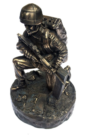 Kneeling Soldier, Signals Regiment