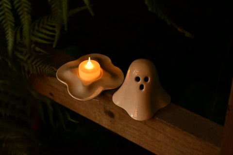Ghost Tealight Holder (Unique tealight holder designed for halloween, translucent while lighting in the dark)