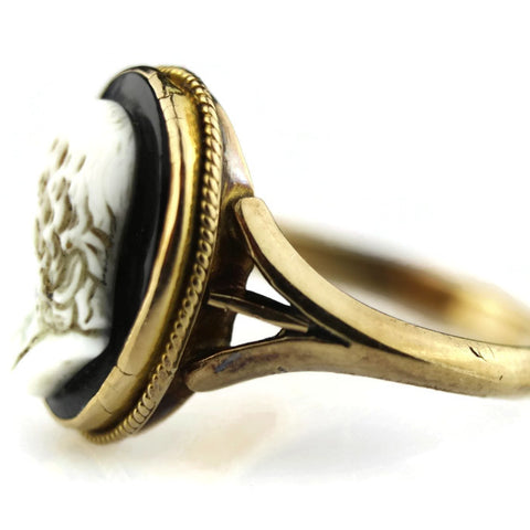 1854’s Victorian Ring Gold Cameo Antique 15ct Carved Hardstone , Painter Raphael.