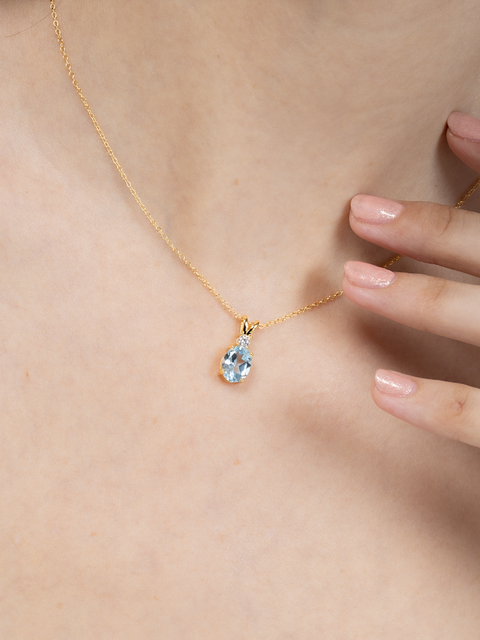 Ensemble de bijoux essentiels en topaze bleue et vermeil en or 18 carats
