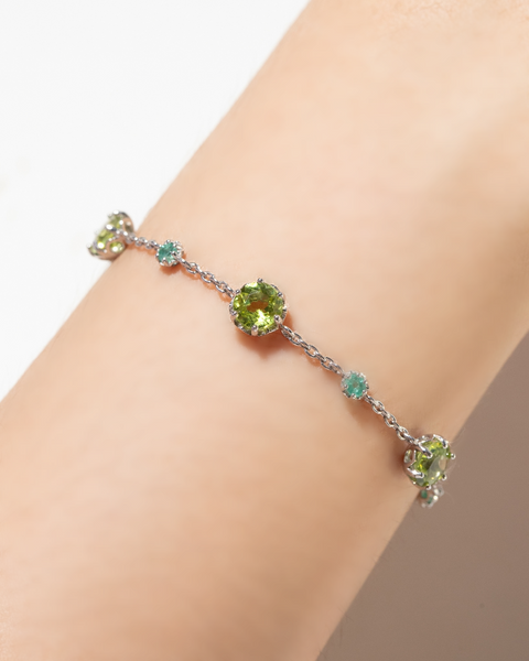 Armband aus Sterlingsilber mit Smaragd und Peridot