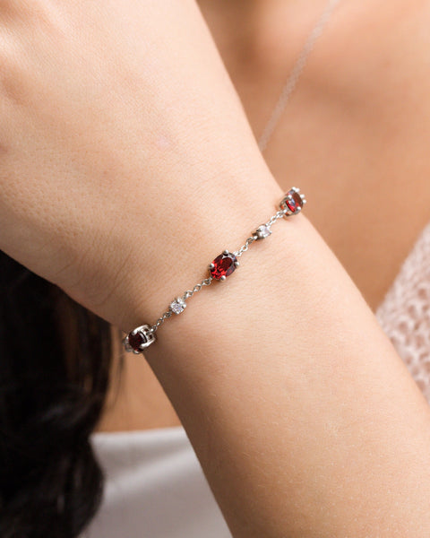 Ensemble de bijoux essentiels en grenat et argent sterling
