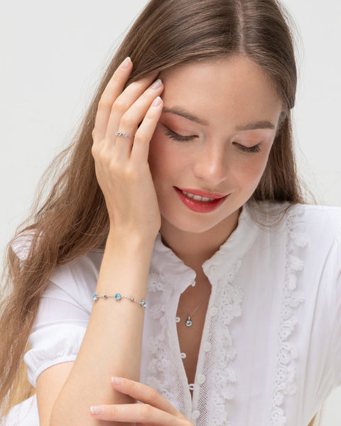 Ensemble de bijoux en argent sterling avec saphir bleu et topaze bleue