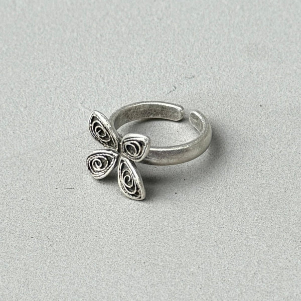 4 Petal Flower Silver Ring