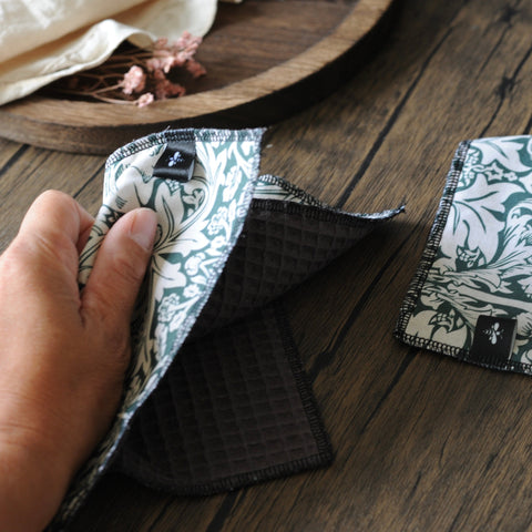 William Morris Brother Rabbit Forest Green Extra Strong 4 ply Dishcloth