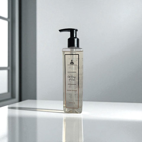 Simple Scents Handseife mit Pfingstrose und Oud, 250 ml