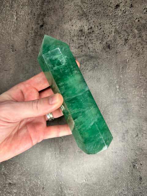 Green fluorite - XL Tower