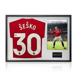 Benjamin Šeško Signed Manchester United Shirt Classic Frame (ACG Cert)