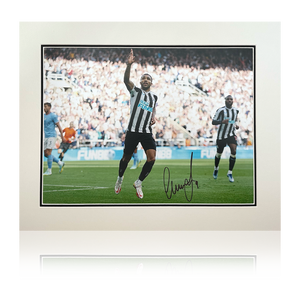 Callum Wilson Signed Newcastle United Deluxe Mount