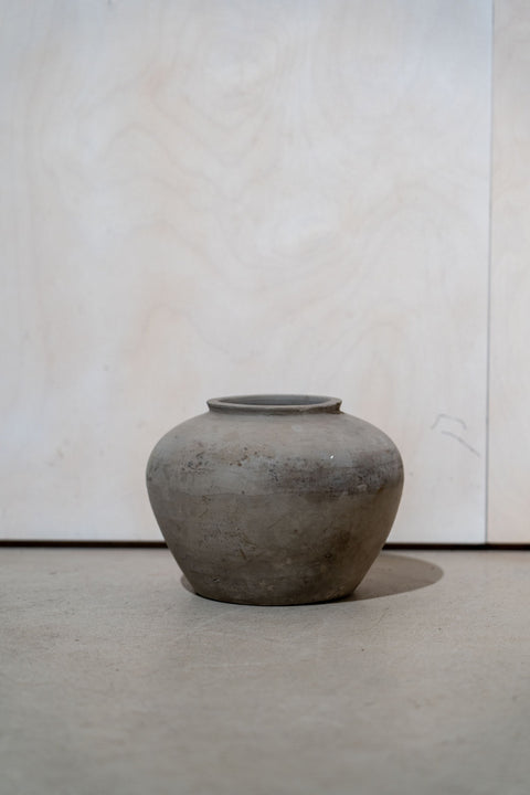 Old Grey Pots