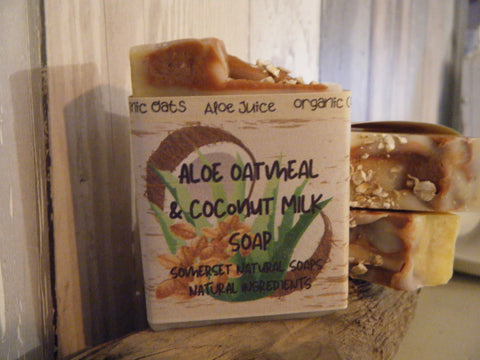 Aloe Vera, Oatmeal & Coconut Milk Soap
90g | Unscented | Vegan
