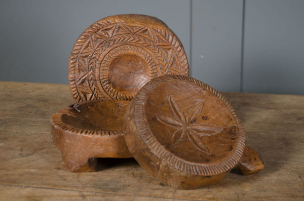 Carved wood trivet