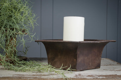 Reclaimed iron pots