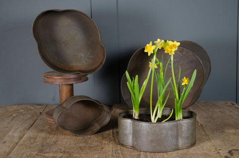 Vintage cake tins