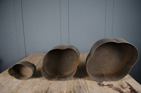 Vintage cake tins