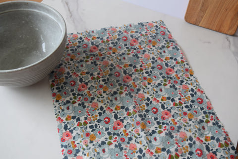 Lightweight Large Liberty Beeswax wrap 17”x13”