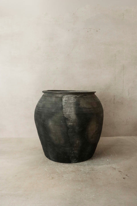 Vintage Dark Pot n° 043