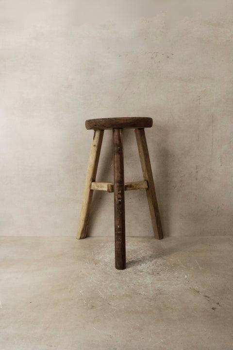 Vintage Rustic Elm Wood Stool - Round - No 39