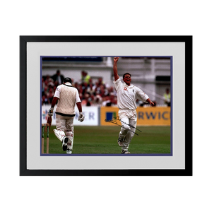 Darren Gough Signed England Cricket 16x12 Image Deluxe Mount Frame