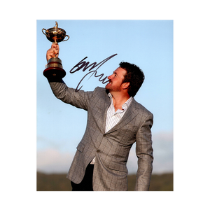 Graeme McDowell Signed 10x8 Photo