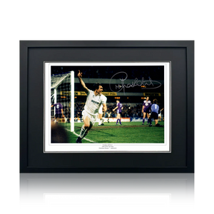 Graham Roberts Signed Tottenham Hotspur Image Deluxe Mount Frame