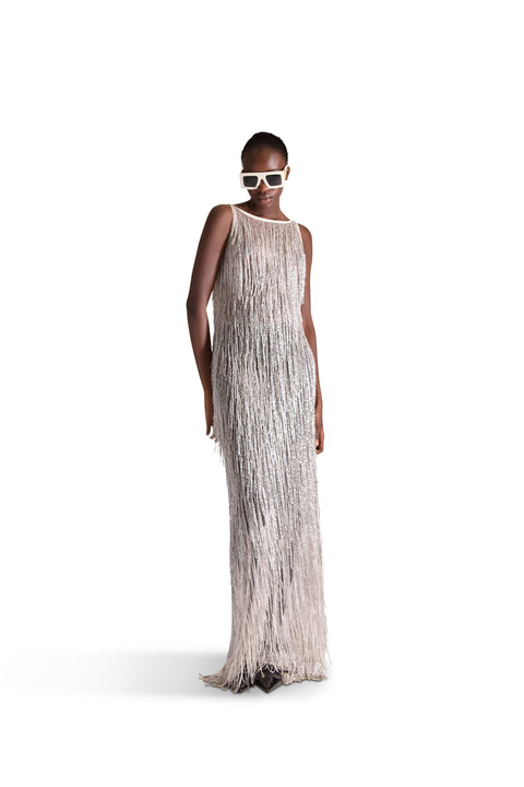 Handbesticktes, transparentes Kleid mit Quasten