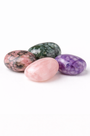 Heart Healing & Breakup Support Crystal Kit – Rhodonite, Moss Agate, Rose Quartz & Amethyst