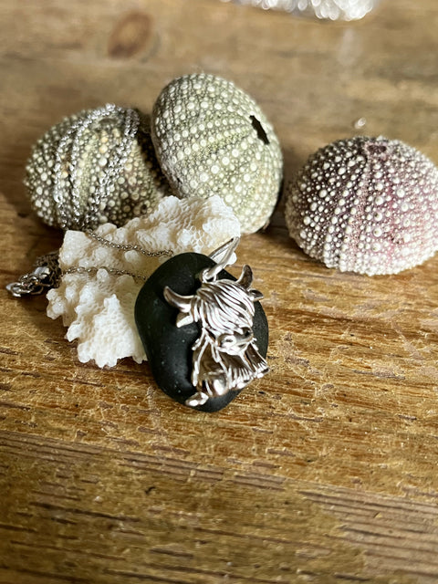 Highland Cow Pendants 925