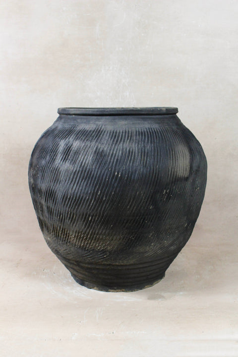 Vintage Textured Grey Pot - VT16