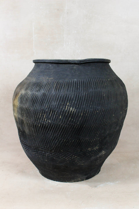Vintage Textured Grey Pot - VT20