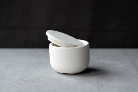 WHITE CONCRETE SMALL JEWELLERY HOLDER, WHITE CONCRETE TEALIGHT HOLDER