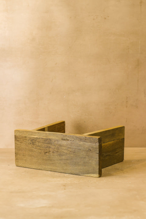 Vintage-Hocker aus rustikalem Ulmenholz, quadratisch, Nr. 1