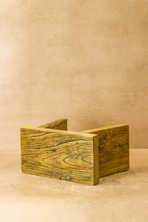 Vintage-Hocker aus rustikalem Ulmenholz, quadratisch, klein, Nr. 3