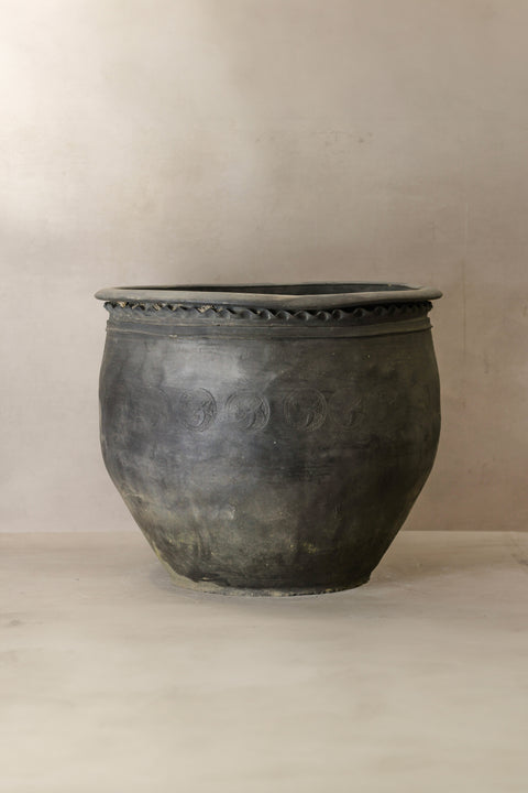 Grands pots asiatiques gris anciens - L017