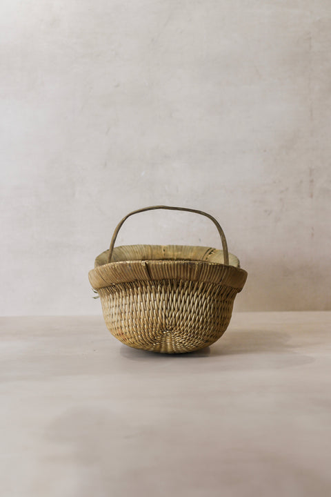 Vintage Farm Basket - No 1