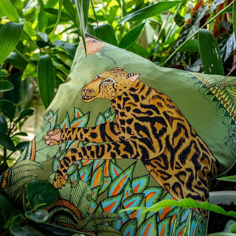 Ardmore- Kissenbezug aus Seide mit Cheetah Kings Forest Delta-Motiv